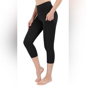 HOFi High Waist Capri Yoga Pants Size Small